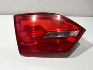 Stop stanga haion Volkswagen Jetta 4 5c6945259a — miniatura 3