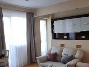 Închiriez apartament zona Turnisor, etaj 2 , loc  de parcare propriu