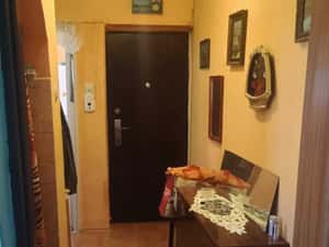 Apartment mobilat,3 camere situat in zona buna