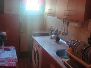 Apartment mobilat,3 camere situat in zona buna — miniatura 3