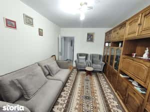 Apartament 3 camere+boxa, etaj intermediar, zona Hurmuzachi, Radauti — miniatura 4