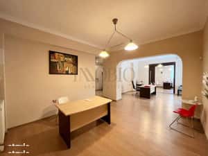 Apartament elegant cu 3 camere și cameră de serviciu | Ultracentral — miniatura 3