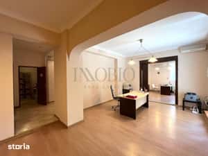 Apartament elegant cu 3 camere și cameră de serviciu | Ultracentral — miniatura 5