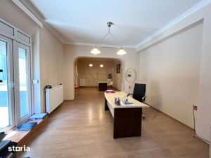 Apartament elegant cu 3 camere și cameră de serviciu | Ultracentral — miniatura 6