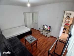 Apartament cu 1 camera, balcon, Cotu Mic, etaj 1 — miniatura 4