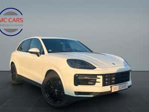 Porsche Cayenne Automată 354 HP Benzină