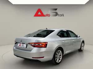 Skoda Superb Automată 150 HP Benzină — miniatura 4