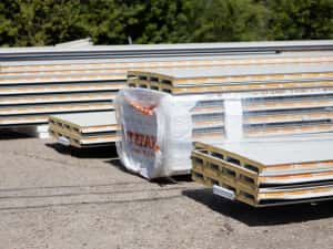 Panouri sandwich termoizolante pentru pereti si acoperis