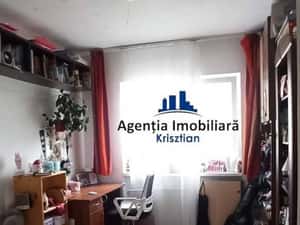 Apartament cu 3 camere de vânzare zona Micro 15 — miniatura 4