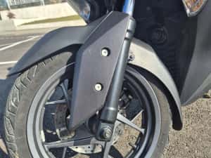 VÂND/SCHIMB Yamaha X-Max,125cc, Fabricație 2019,se conduce cu categoria B — miniatura 8