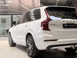 VOLVO XC90 T8 PLUG-IN HYBRID AWD – SUV premium cu 7 locuri — miniatura 6