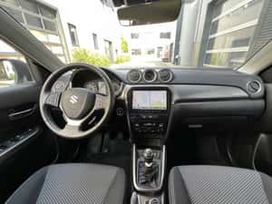 Suzuki Vitara 1.4 Boosterjet ALLGRIP MHEV Passion 129CP 2024 — miniatura 4
