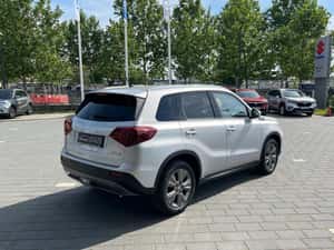 Suzuki Vitara 1.4 Boosterjet ALLGRIP MHEV Passion 129CP 2024 — miniatura 5