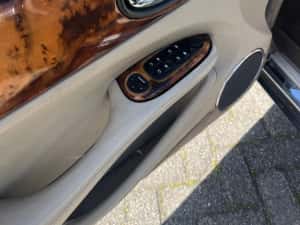 Jaguar XJ Sovereign — miniatura 3