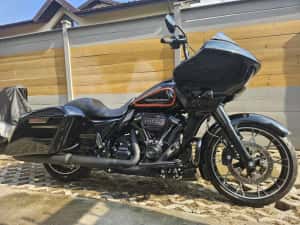 Harley Davidson Road Glide — miniatura 4
