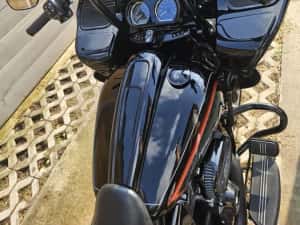 Harley Davidson Road Glide — miniatura 9