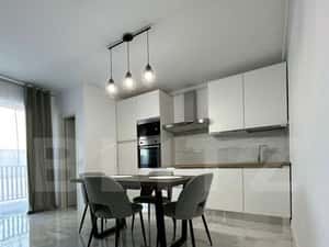 Apartament 2 camere, 52 mp, parcare, zona Porii — miniatura 2