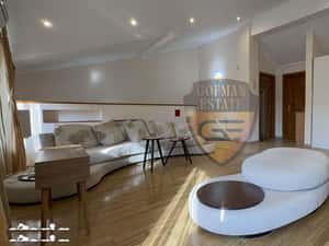 Ap 4 camere in vila P+2, Trocadero, etaj 2, centrala gaz, A/C, termen — miniatura 3