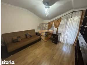 Ap 4 camere in vila P+2, Trocadero, etaj 2, centrala gaz, A/C, termen — miniatura 5