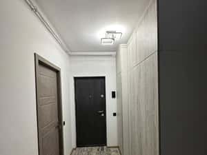 Inchiriez apartament 2 camere Floresti Cluj Central strada Eroilor — miniatura 4