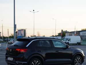 Volkswagen T-Roc SUV 2019, 163.300 km, 15.900 EUR — miniatura 3