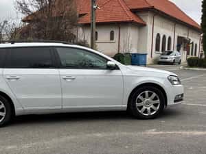 Volkswagen Passat 2012, 2.0 diesel, cutie Automată — miniatura 6