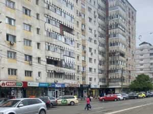 Inchierez spatiu prin destinatie zona Dacia Bicaz la bulevard , vad — miniatura 8