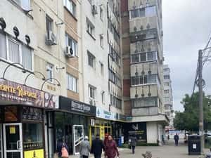 Inchierez spatiu prin destinatie zona Dacia Bicaz la bulevard , vad — miniatura 9