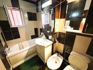 Apartament 3 cam, 2 balcoane, lift nou, gata de mutat — miniatura 7