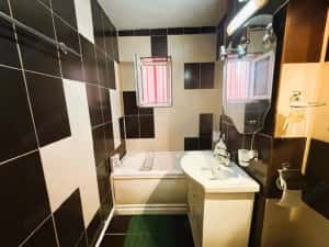 Apartament 3 cam, 2 balcoane, lift nou, gata de mutat — miniatura 8