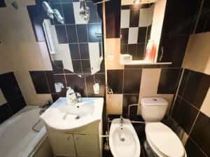 Apartament 3 cam, 2 balcoane, lift nou, gata de mutat — miniatura 9