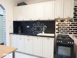 Apartament decomandat cu 2 camere de inchiriat in Rogerius — miniatura 4