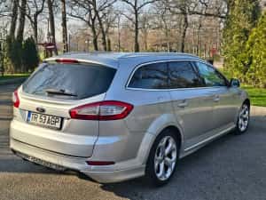 Ford Mondeo MK4 Turnier Titanium / Automat (PowerShift) / Webasto / Facelift — miniatura 2