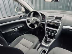 Skoda Octavia II Facelift 2009 - Gri, 311.353 km — miniatura 5