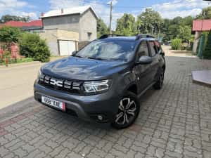 DACIA DUSTER 4 x 4 benzina 150 cp climatronic camera 360 navi jenti full