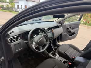 DACIA DUSTER 4 x 4 benzina 150 cp climatronic camera 360 navi jenti full — miniatura 9