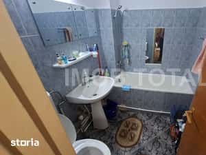 Apartament 2 camere Craiovei, etaj 3/4, mobilat — miniatura 6
