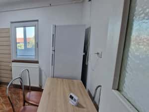 Inchiriez apartament cu 2 camere, etaj 3, Micalaca — miniatura 5