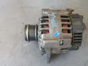 Alternator 1.9 dci renault megane 8200054588 — miniatura 3