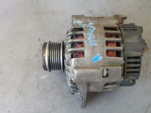 Alternator 1.9 dci renault megane 8200054588 — miniatura 5