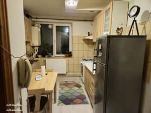 Inchiriez apartament 2 camere zona Far. — miniatura 3