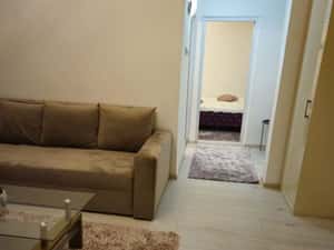 Inchiriez apartament 2 camere zona Far. — miniatura 6