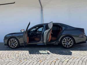BMW 740 Automată 299 HP Diesel — miniatura 3