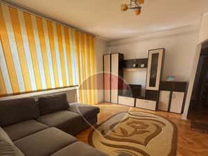 Apartament cu 2 camere de închiriat