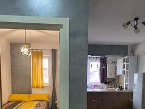 Particular inchiriez apartament nou cu 2 camere — miniatura 3