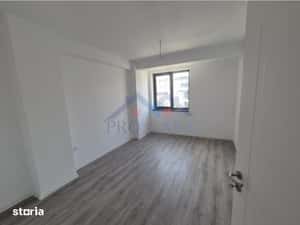 Apartament cu 3 camere, etaj 1, bloc nou, parcare, Centru — miniatura 4