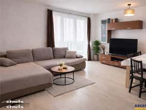 Apartament trei camere, decomandat, etaj2, Maurer Tractorul, Brasov — miniatura 3