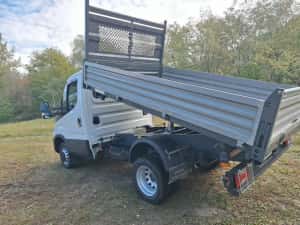 Iveco dayli basculabil — miniatura 10