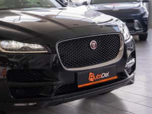 Jaguar F-Pace SUV, 300 cp, Diesel, 2017 — miniatura 4