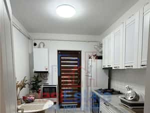 Apartament cu 2 camere Decomandat cu Parcare zona Cug — miniatura 6